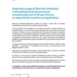 Alberto Fernández Instagram - Hemos publicado solicitadas en diarios israelíes, del mundo árabe y de Estados Unidos y Europa. Es parte de una acción global que reclama la inmediata e incondicional libertad de las víctimas secuestradas por el accionar terrorista del Grupo Hamas, en particular las argentinas. Hoy, con el canciller @santiagocafiero, me comuniqué con familiares de argentinos fallecidos y secuestrados. Desde el Gobierno nacional, estamos haciendo todo lo que está a nuestro alcance para terminar con tanto dolor y que los rehenes pronto puedan estar con sus familias.