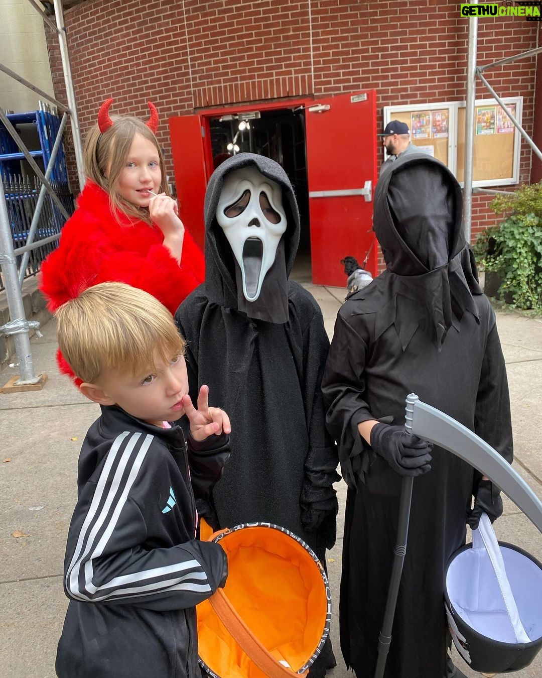 Alec Baldwin Instagram - They mean every vowel and consonant of this. They want candy. And lots of it. Now