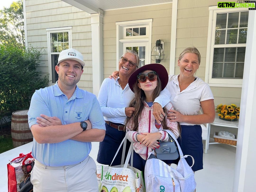 Alec Baldwin Instagram - Au revoirs to old friends as Summer ends. See you all this Fall for @hamptonsfilm !!!