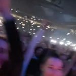 Alejandro Sanz Instagram - Quien te quita el aliento, te suma latidos. Y después de la noche de hoy, tengo latidos para noventa y nueve vidas más. Barcelona cómo te quiero ❤️ #NuestroÚltimoMomento