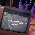 Alejandro Sanz Instagram - #BERLÍNnetflix tiene todo lo que quieres ver. Y lo que necesitarás ver. Sin trampas y con trucos. @netflixes Tic tac 29 dic 🙌