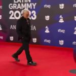 Alejandro Sanz Instagram - La música siempre gana, cuida y une a todxs los que la amamos. Ha sido una semana increíble, en casa, en familia, cuidando cada detalle para que sea imposible olvidar lo vivido. Gracias @latingrammys 🙏Gracias Sevilla ❤️ por abrazarnos bajo tu mantilla de puro arte. #LatinGRAMMY Latin Grammy, Sevilla