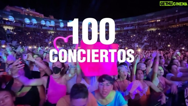 Alejandro Sanz Instagram - Empezamos la semana celebrando la música, el esfuerzo, las ganas y el universo perfecto que habéis creado. En el video faltan mis infinitas GRACIAS por hacer esto posible. Vamos a por el concierto 99 y 100, para sellar, una vez más, esto tan bonito que nos une. #SANZenVivo 🥷 #NuestroÚltimoMomento