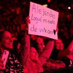 Alejandro Sanz Instagram - Un paseo por la capital 🙌 1. Sentadito me quede en DC 2. Los guardaespaldas 3. En llamas 4. Best Tour Ever because of you 5. Repeat please 6. Mármol, memoria y granito 7. ¿Paella? 8. Las giras son sinónimos de buenos amigos 9. Yo también logré el mío de verte a ti de cerca 10. Hoy nos vemos en NY ❤️ #SANZenVivoUSA 🇺🇸 Washington D.C.