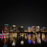 Alejandro Sanz Instagram - Hay noches que la magia se puede hasta tocar. Hoy ha sido una de ellas 🙏 Subimos volumen y seguimosss #SANZenVivoUSA 🥷🇺🇸 Orlando, Florida