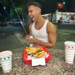 Alejandro Speitzer Instagram – Butttttt first … 🍟