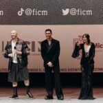 Alejandro Speitzer Instagram - Sin duda, una de las noches más bonitas a lo largo de mi carrera 🤍 GRACIAS Morelia por tan cálido recibimiento y por haber abrazado “Straight” en el marco del @ficm . Esta noche también es tuya @francomasini . Bravo equipo! Thanks @etro by @marcodevincenzo And my family @bulgari 📸 @mariocervanttes Morelia, Michoacán, México.
