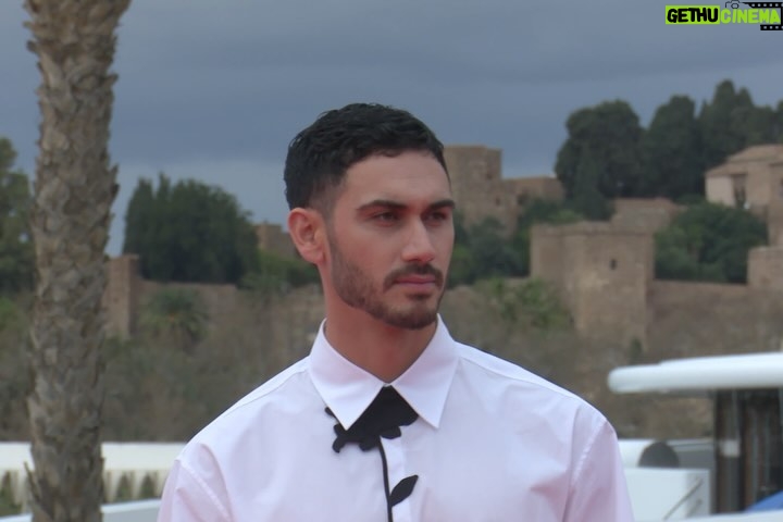 Alejandro Speitzer Instagram - Gracias @festivalmalaga por tan caluroso recibimiento, ha sido muy especial poder compartir con ustedes “Disco, Ibiza, Locomia”. Stylist - @victorblancostudio Grooming - @belencasado_ Málaga, Spain