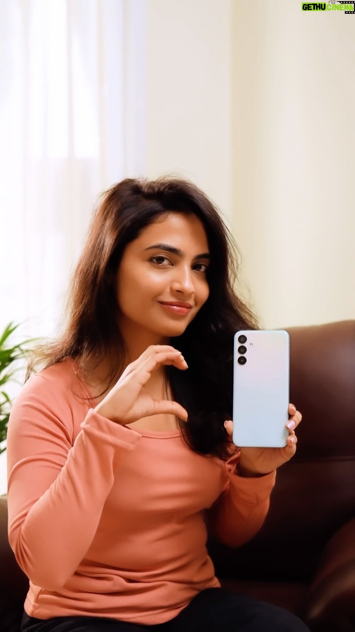 Alekhya Harika Instagram - For actors like me, life is always on high alert. Transferring audition content has never been easier, believe me. Thanks to Quick Share on the Samsung GalaxyF15 5G, I can now do it in a jiffy! Don’t miss out - pre-order now on #Flipkart starting at ₹11999 and get a Travel Adapter for just ₹299. #Samsung #AbIndiaKaregaFun #GalaxyF15 5G #Collab @samsungindia #reels #samsung #trending
