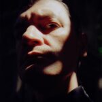 Aleksandr Gudkov Instagram - J’ai pris ces photos D’Alexandre en utilisant la magie des films périmés. Si vous aussi souhaitez une séance photo et que vous êtes à Paris, envoyez-moi un message même après la fermeture du cimetière. Pour votre magazine préféré @badlonmagazine 💛 Total look @gucci #madewithkodak Paris, France