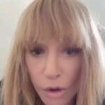 Aleksandr Shpak Instagram - На коленях сто,ть будут только рабы! И те кто путина выбрал. Ранее Михайлов заявил, что «уехавшие артисты будут на коленях перед россией стоять».