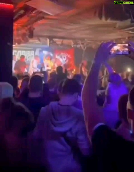 Aleksandr Shpak Instagram - Zголовые празднуют смерть Навального и скандируют "Оторвался тромб"
