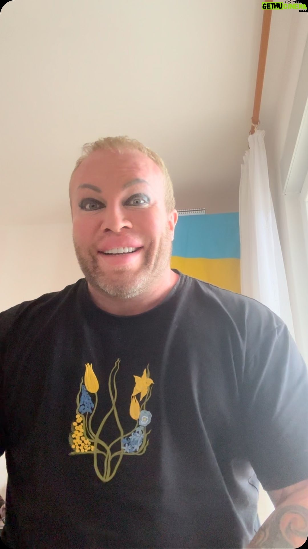 Aleksandr Shpak Instagram - Не привет чушпанам из за рубежа