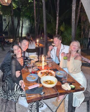 Aleksandr Tarasov Instagram - Tulum Family…🌴