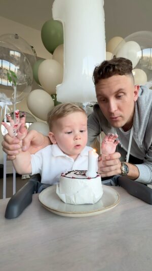 Aleksandr Tarasov Instagram - Почему это так смешно !? 🌬️😆