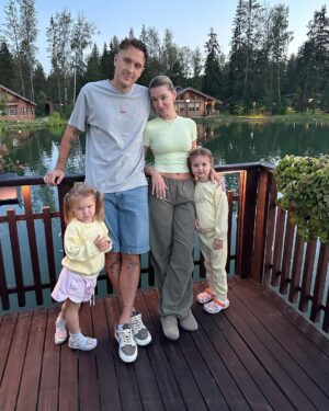 Aleksandr Tarasov Instagram - Лето на даче с детьми!🌤️