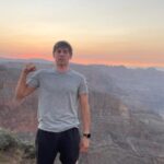 Aleksey Shcherbakov Instagram - Новый выпуск про поездку в Америку В нём мы едем на машине с нашим другом, из Вегаса в Лос-Анджелес, проезжая через дамбу Гувера, Гранд Каньон и Сан-Диего. Реально классные воспоминания! Посмотрите и вы, ведь хуй мы все теперь куда съездим. Выпуск хоть и снят 11 месяцев назад, но он стал лишь лучше. Ссылка в профиле P. S. Выпуск без монетизации, смотри не прерываясь)