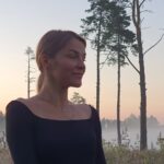 Aleksey Shcherbakov Instagram - Все влюблённые уже давно друг друга поздравили, ну а я как всегда, дольше всех, я и трахаюсь также, ну ты в курсе. Просто долго не мог найти слов чтобы описать насколько ты у меня замечательная, ну ещё и фотку нормальную хотелось найти, фотку то в итоге нашёл, а вот слов подобрать так и не смог, скажу банально, с днём народного единства! ❤️ Потаскуева