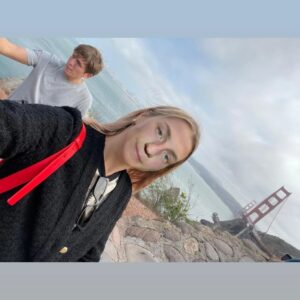 Aleksey Shcherbakov Instagram - Это мы с моей счастливой киской в San-Francisco, на мосту Golden Gate bridge были, щас мы дома уже.

Если вам нужно ещё фото, то идите в шапку профиля, там по ссылке вообще аш видео будет о нашем путешествии!
