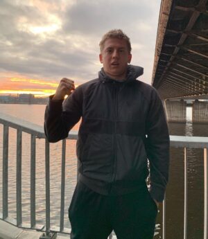 Aleksey Shcherbakov Instagram - Это я в Риге под мостом был, щас я дома уже.
