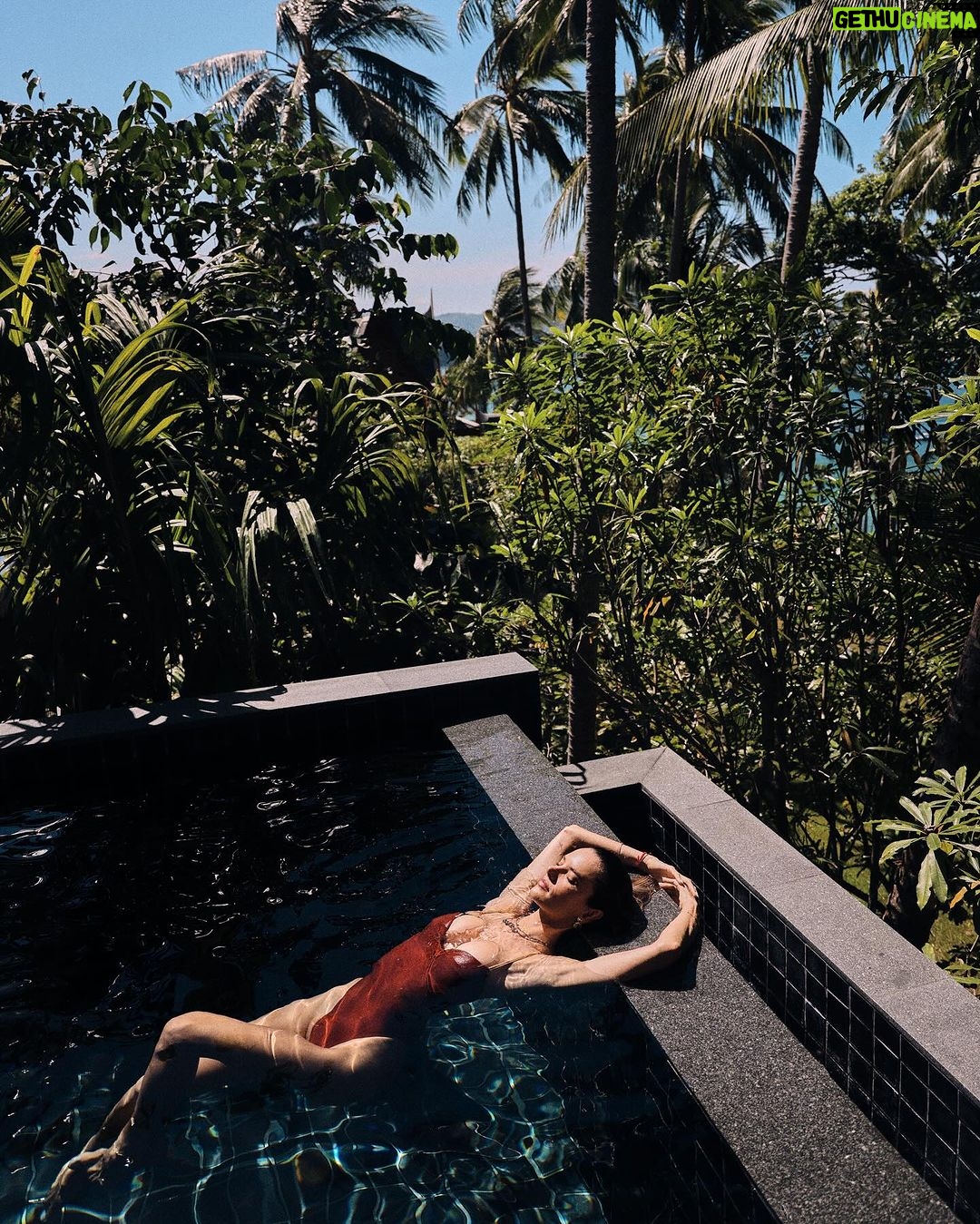 Alessandra Ambrosio Instagram - Vacation mode🌞 Phuket, Thailand