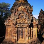 Alessandra Ambrosio Instagram – Banteay Srei temple… the “lady temple” 🪷✨💗 Banteay Srei ប្រាសាទបន្ទាយស