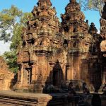Alessandra Ambrosio Instagram – Banteay Srei temple… the “lady temple” 🪷✨💗 Banteay Srei ប្រាសាទបន្ទាយស