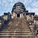 Alessandra Ambrosio Instagram – Sunrise at the majestic Angkor Wat ✨📿🩶 Angkor Wat Temple