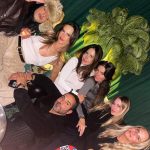 Alessandra Ambrosio Instagram – Aprés-ski ultimate fun times with @revolve & @fwrd #REVOLVEwinter #FWRDwinter 🎿⛷️❄️ The Snow Lodge
