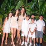 Alessandra Ambrosio Instagram - Bem-vindo 2️⃣0️⃣2️⃣4️⃣ 🌟🎊🩷🥂🧿 Ilha da Magia - Floripa