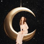 Alessandra Ambrosio Instagram – May these holidays be filled with incredible moments to share with family and friends…
Porque compartir es vivir y #VivirEsIncreíble! 🌙✨