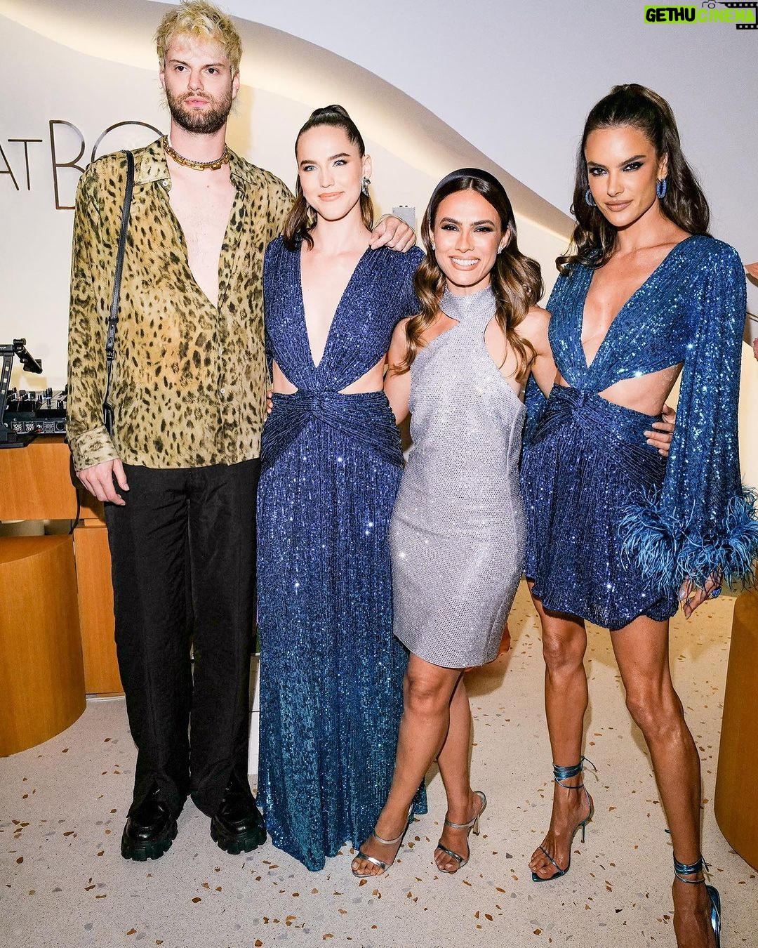 Alessandra Ambrosio Instagram - About last night 🫧🦋🥂 #miamistyle #PatBoXAlessandra Miami, Florida