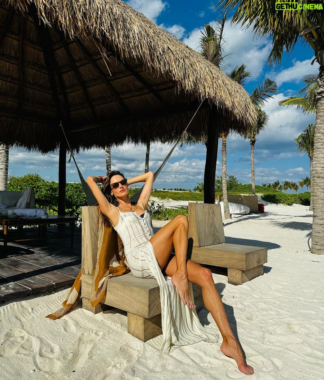 Alessandra Ambrosio Instagram - What the weekend was all about… 🌞🌴🇲🇽 #RivieraMayaEDITION #editionhotels The Riviera Maya EDITION at Kanai
