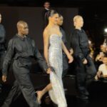 Alessandra Fuller Instagram – Paris Fashion Week 🌹

Gracias @lorealparis por entregarnos un desfile tan abrumadoramente hermoso. Fue absolutamente conmovedor, pero al mismo tiempo fuerte, femenino, feminista, inclusivo, honesto, humano, real.

Lleno de esperanza.
Lleno de pasión.
Lleno de amor.

♥️

#LeDefileLoreal
#WalkYourWorth
#LorealPFW
#LorealParisHaircare
#LorealParisSkincare
#LorealParisMakeup 
#PFW Paris, France