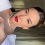Alessandra Fuller Instagram – Paris Fashion Week 🌹

Gracias @lorealparis por entregarnos un desfile tan abrumadoramente hermoso. Fue absolutamente conmovedor, pero al mismo tiempo fuerte, femenino, feminista, inclusivo, honesto, humano, real.

Lleno de esperanza.
Lleno de pasión.
Lleno de amor.

♥️

#LeDefileLoreal
#WalkYourWorth
#LorealPFW
#LorealParisHaircare
#LorealParisSkincare
#LorealParisMakeup 
#PFW Paris, France