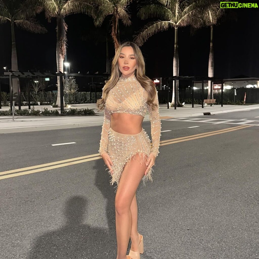 Alessandra Fuller Instagram - Hola 2024 ❤️‍🔥 Palm Beach, Florida