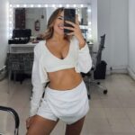 Alessandra Fuller Instagram - JAJA ES QUE necesito dejar los memes de ayer por aquí 💗💗💗 Me encantas @elgrancheffamosos.tv