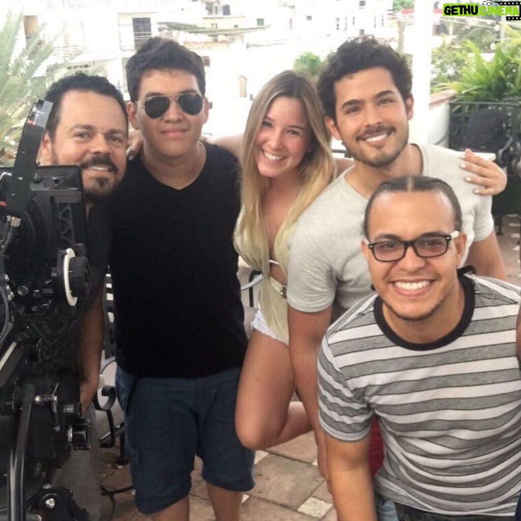 Alessandra Fuller Instagram - Feliz vidaaaaaaa amore!!!! Qué bonito es crecer y reír con tu mejor amigo 🥹 Te amo para siempre @andresvilchezzz ❤️ Lima, Perú