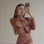 Alessandra Fuller Instagram - SORTEO DE UN TOCADOR DE ENSUEÑO 💗 Para participar: 1. Etiqueta a tus mejores amig@s 2. Sigue a @_fancy_room, @melaminesiaga y @alefuller 3. Comparte este post en tu story A más comentarios, más posibilidades de ganar 🌟 Sorteo válido en Perú. Anuncio de ganador: 15 de Marzo.