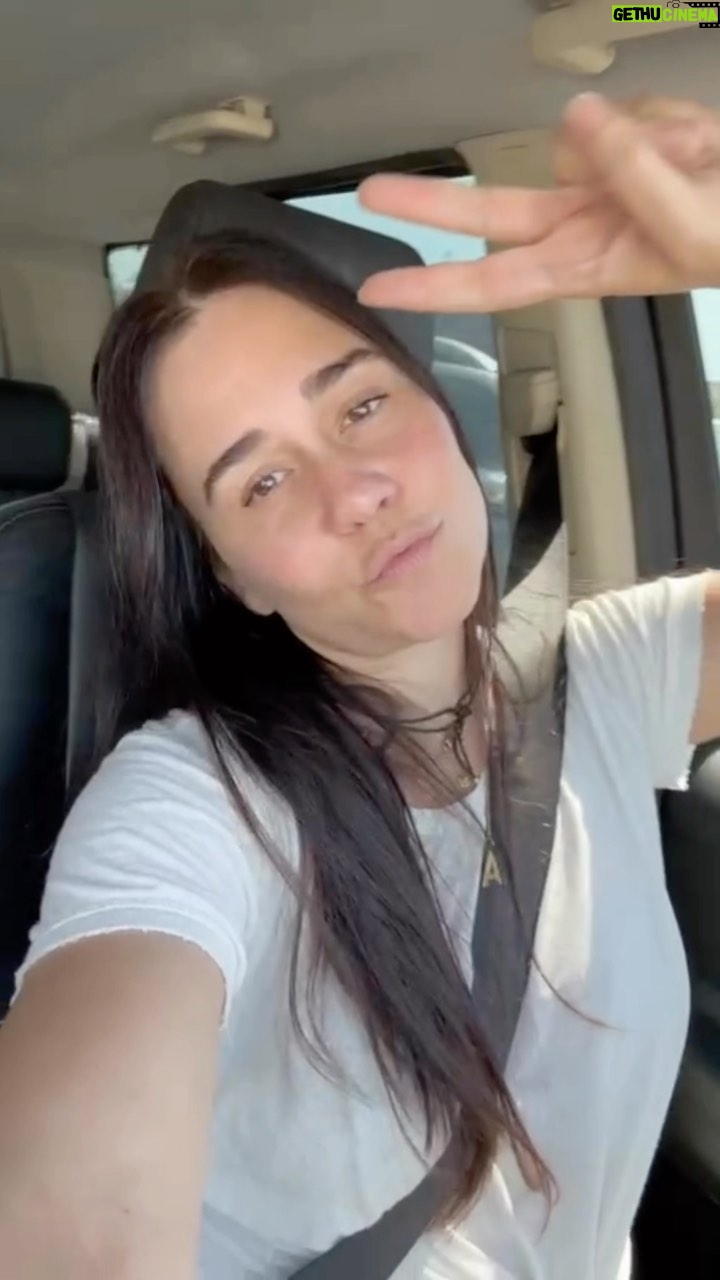 Alessandra Negrini Instagram - Cantando pelo caminho. Sempre