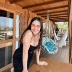 Alessandra Negrini Instagram - Nossa road trip chega ao fim! Só posso dizer uma coisa: foi lindo! Meninas do Brasil, isso é pra vcs: viagem com suas amigas! Não esperem muito tempo! Deem seu jeito , arrumem as malas e tchau! É tão importante esse carinho! @aurea.maranhao @valdalinoartista @eelibarros Atins - Lençóis Maranhenses