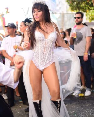 Alessandra Negrini Instagram - Há exatamente 8 anos 
@academicosdobaixoaugusta