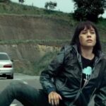 Alessandra Negrini Instagram - A dona @netflixbrasil acaba de disponibilizar no catálogo o filme “2 coelhos” 🐰🐰 Eu amo esse filme ! ❤️ Você não pode perder essa oportunidade de assistir 🫡