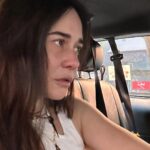 Alessandra Negrini Instagram - 🚖 A emoção da chegada. Frio na barriga, coração quente, mente solta. Gosto. Deixar pra trás. Também gosto.