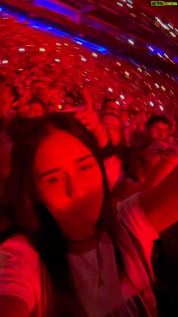 Alessandra Negrini Instagram - @taylorswift ❤️
