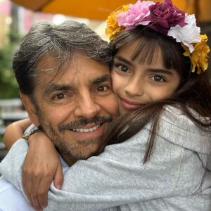 Alessandra Rosaldo Instagram - ¡Feliz Cumpleaños a nuestro príncipe hermoso! Te amamos con toda el alma y todo el corazón @ederbez ♥️♥️♥️ Celebramos, bendecimos y agradecemos tu vida, somos muy afortunadas de tenerte. Que tu vida siga estando llena de luz y bendiciones, que siempre tengas salud y que tengamos infinidad de momentos de gozo y felicidad a tu lado. Happy Birthday!!! 🎉🎉🎉🎈🎈🎈🌈🌈🌈🎁🎁🎁✨✨✨♥️♥️♥️🎂🎂🎂🎊🎊🎊