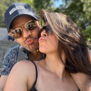 Alessandra Rosaldo Instagram - ¡Feliz Cumpleaños a nuestro príncipe hermoso! Te amamos con toda el alma y todo el corazón @ederbez ♥️♥️♥️ Celebramos, bendecimos y agradecemos tu vida, somos muy afortunadas de tenerte. Que tu vida siga estando llena de luz y bendiciones, que siempre tengas salud y que tengamos infinidad de momentos de gozo y felicidad a tu lado. Happy Birthday!!! 🎉🎉🎉🎈🎈🎈🌈🌈🌈🎁🎁🎁✨✨✨♥️♥️♥️🎂🎂🎂🎊🎊🎊