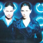 Alessandra Rosaldo Instagram – Hoy toca el turno en nuestro #TBT de una de nuestras favoritas. ✨💙

Amor de papel de 1998 junto a una de las coreografías más icónicas que todos recordamos, seguimos bailando y disfrutando en los escenarios. 🙌🏼

¿Del 1 al 10 que tanto les gusta esta canción consentidos? 👀✨