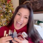 Alessandra Rosaldo Instagram – Para que no caigan pres@s de las compras de pánico y acaben regalando 🧦, aquí les tengo varias opciones buenísimas de @lbelonline #LBel #publicidad