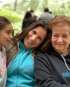 Alessandra Rosaldo Instagram - Muy feliz y bendecido cumpleaños a la mejor mamá, abuela y suegra del muuuuuuuundo!!! Te amamos mamita @gabybarrerog y deseamos todas las bendiciones del mundo para ti ✨✨✨ Happy Birthday!!! 🎉🎉🎉🎂🎂🎂🥳🥳🥳🎈🎈🎈🎊🎊🎊🎁🎁🎁🌈🌈🌈♥️♥️♥️